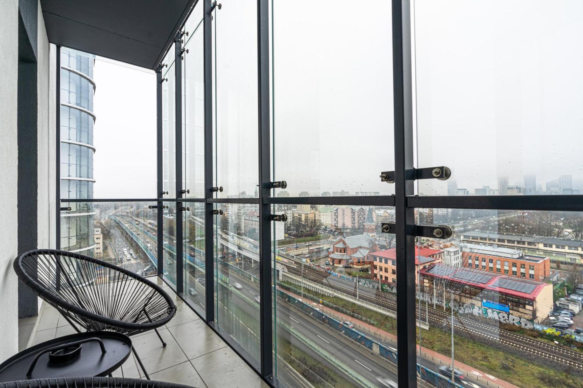 Warsaw Business Apartments - Air Conditioning, 10Th Floor, City View, Balcony - By Rentujemy Екстериор снимка